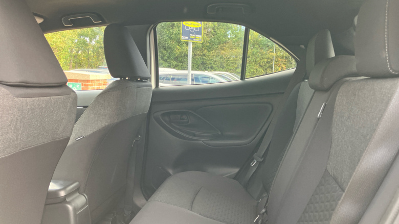 Toyota Yaris Cross 1.5 Hybrid Design 5dr CVT Hybrid Estate